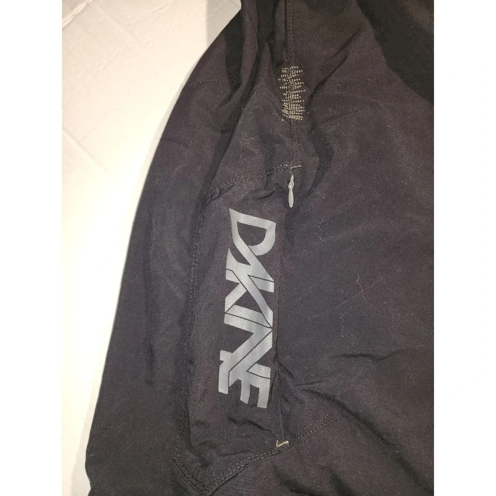 Dakine Men's Mountain Biking Shorts and Liner Black w/Light Grey Graphics Large